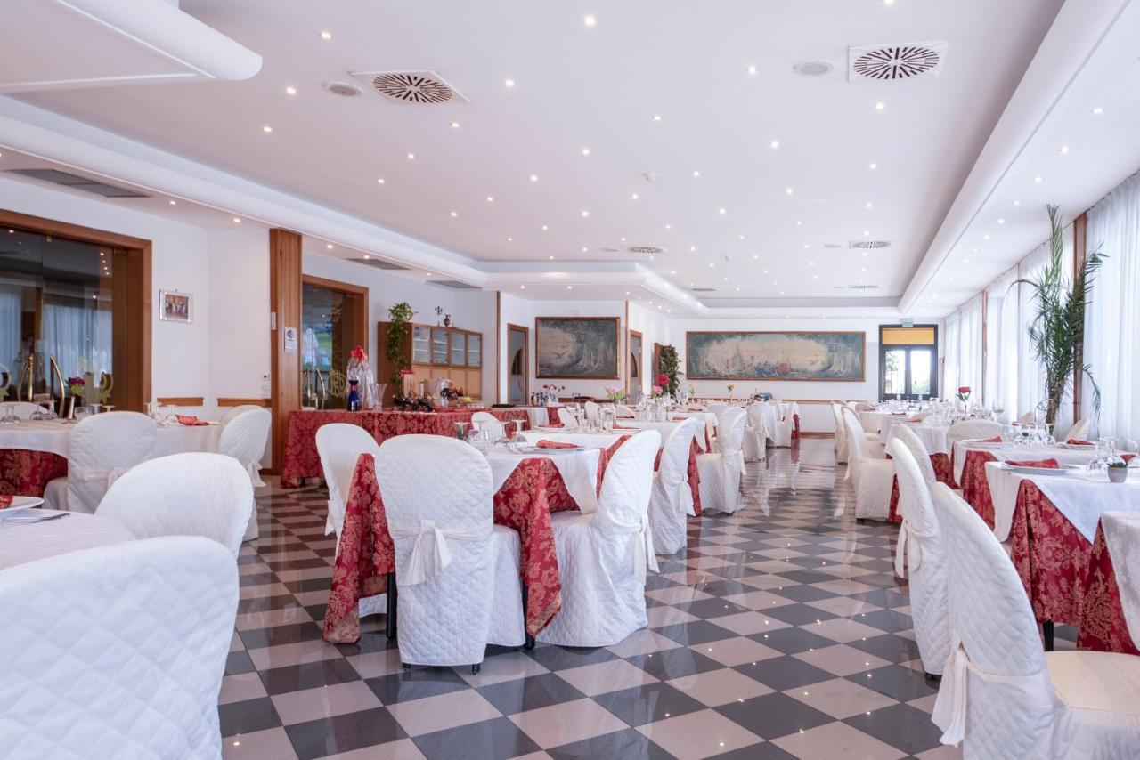 בולסנה Platani Hotel מראה חיצוני תמונה