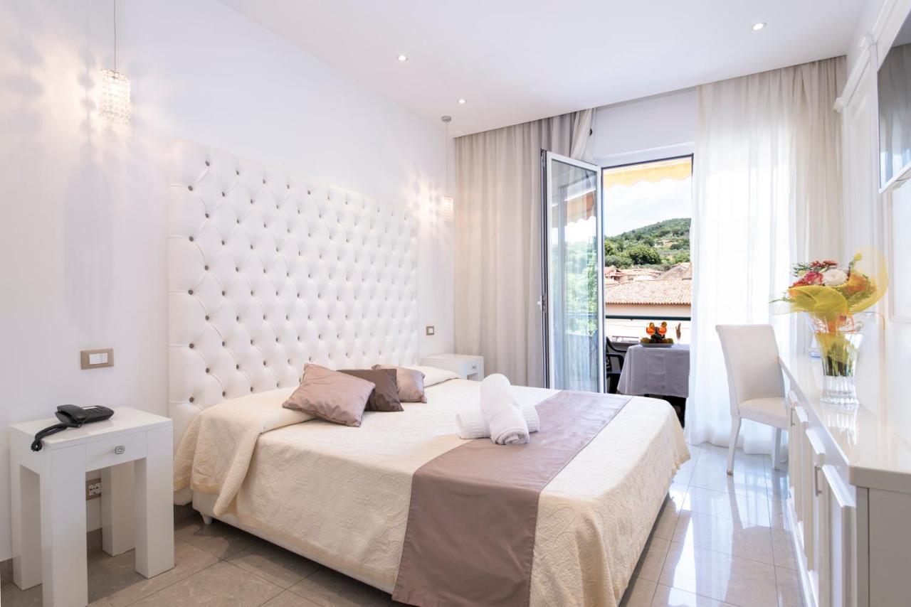 בולסנה Platani Hotel מראה חיצוני תמונה