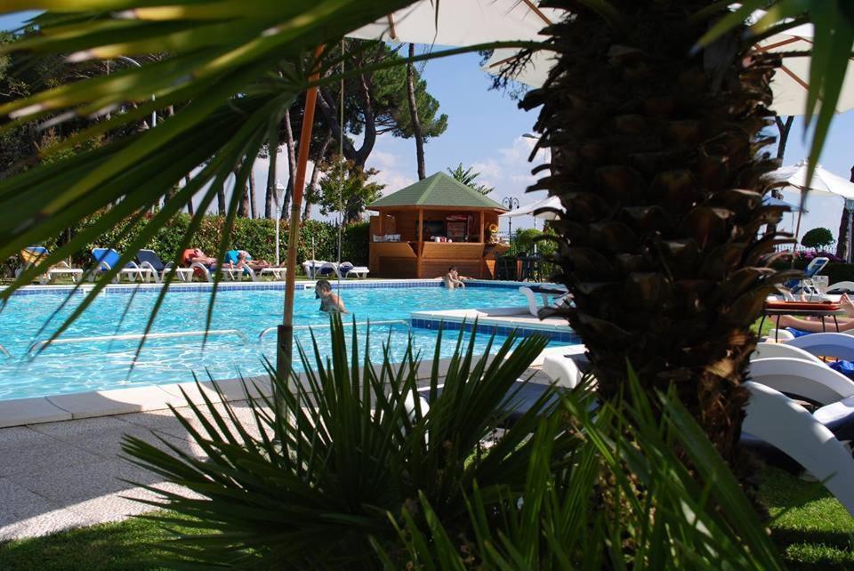 בולסנה Platani Hotel מראה חיצוני תמונה